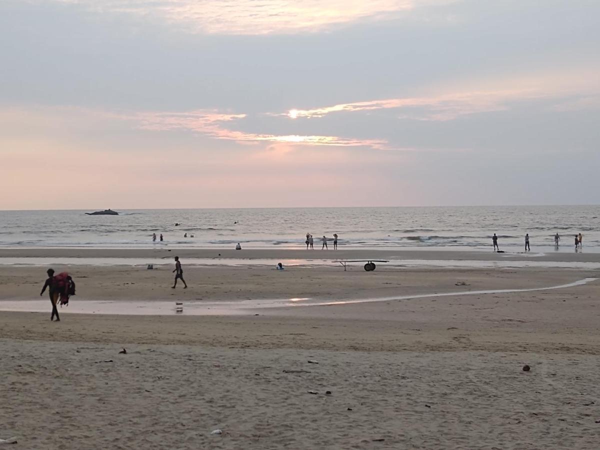 Gundappa Cafe Gokarna Kudle Beach Exterior foto